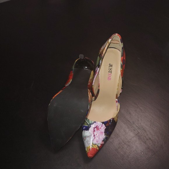 Ladies high heel shoes - Picture 2 of 4